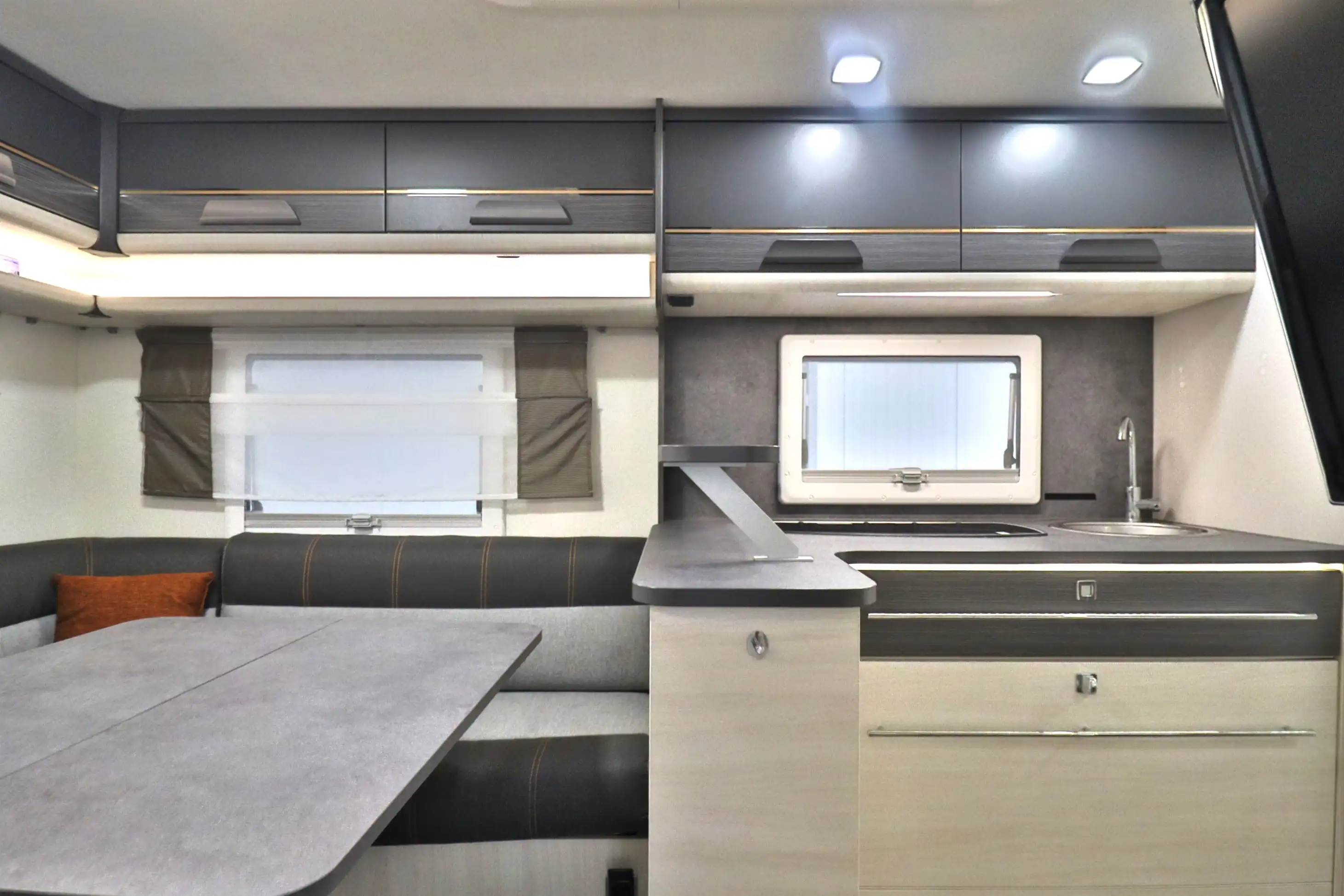 CARAVELAIR Artica 520